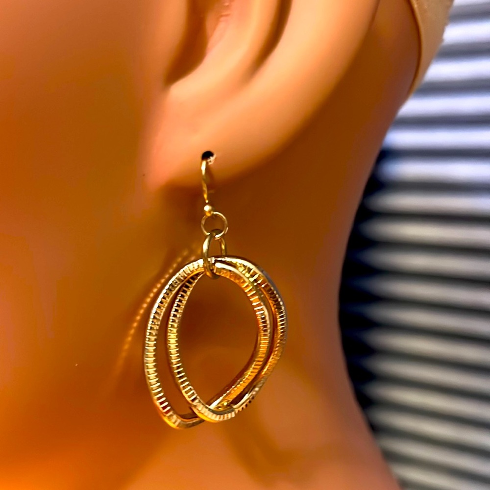 New gold-tone dangle earrings!